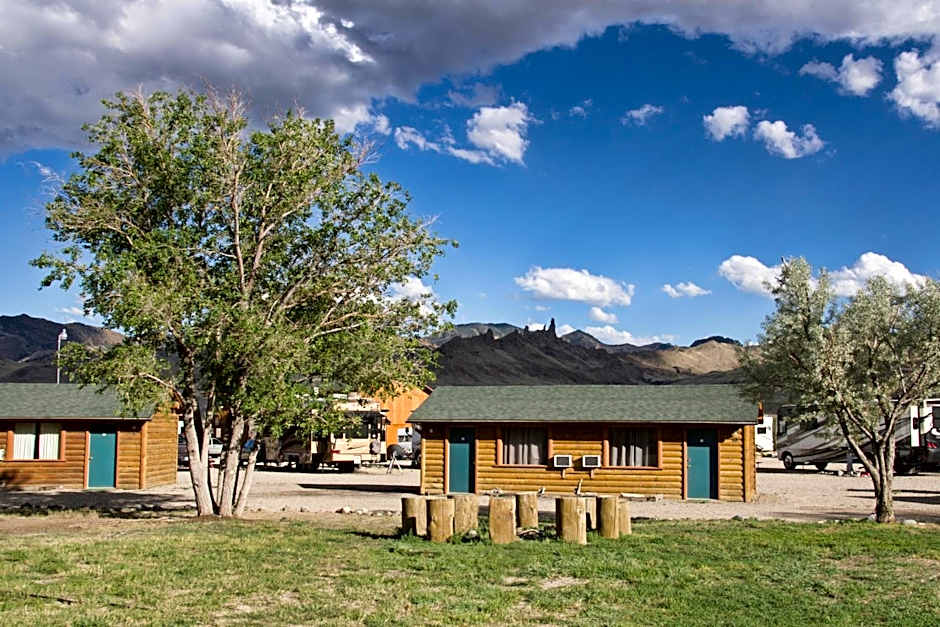 Yellowstone Valley Inn