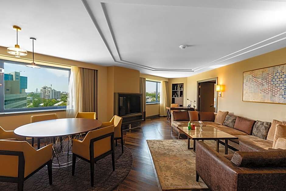 AZIMUT Grand Hotel Tashkent