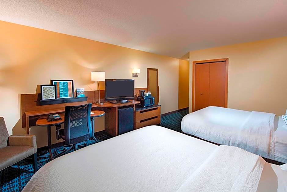Fairfield Inn & Suites by Marriott Charleston North/University Area