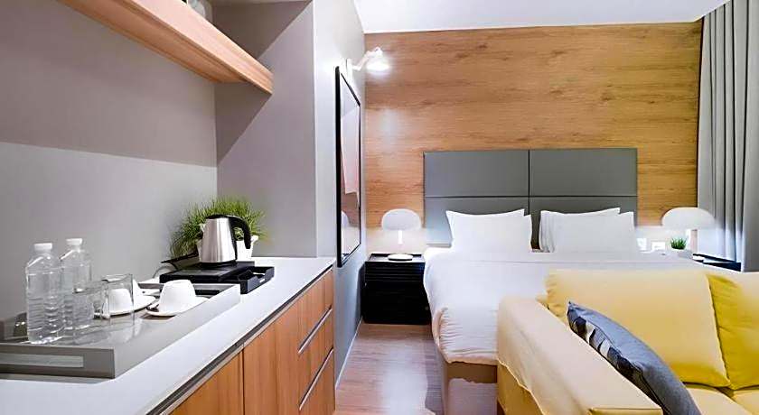 Avior Hotel