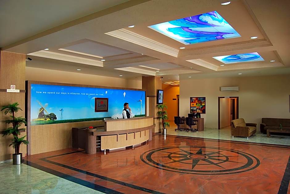 Lion Lords Inn-Rajula