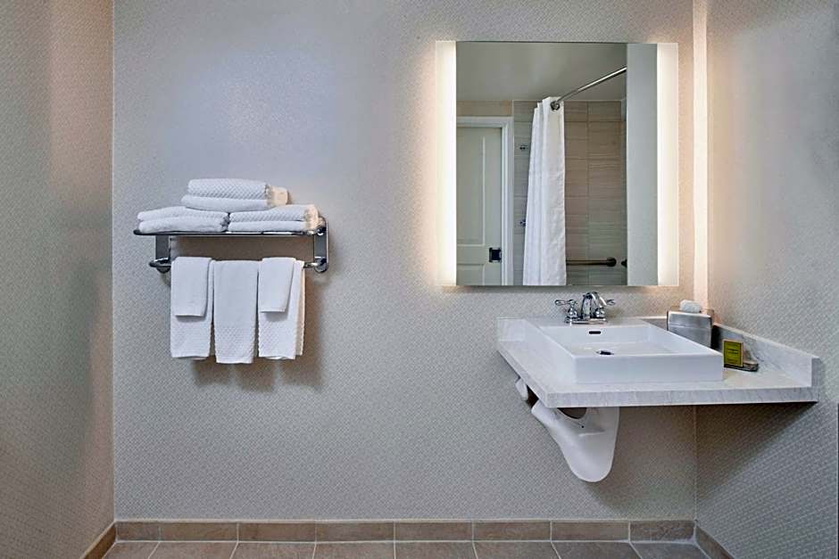 DoubleTree By Hilton Hotel Irvine-Spectrum