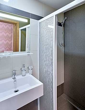 Economy Single Room without Window