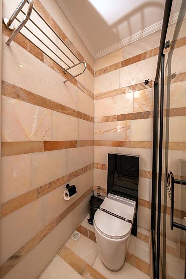 MQ Hotel Suites & SPA