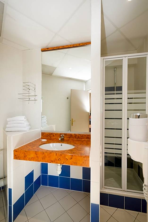 Brit Hotel Saint Malo  Le Transat