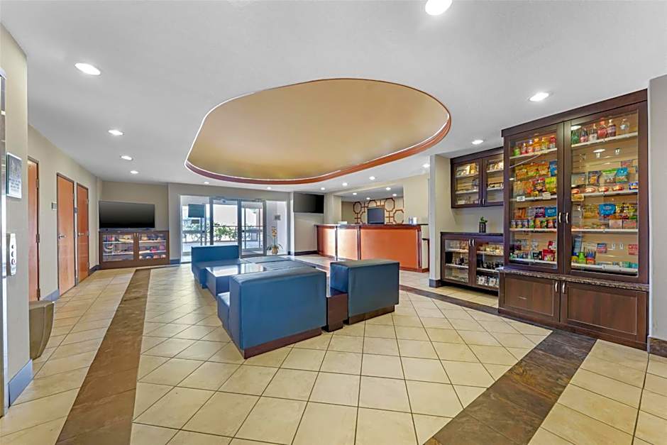 Best Western Plus San Antonio East Inn & Suites