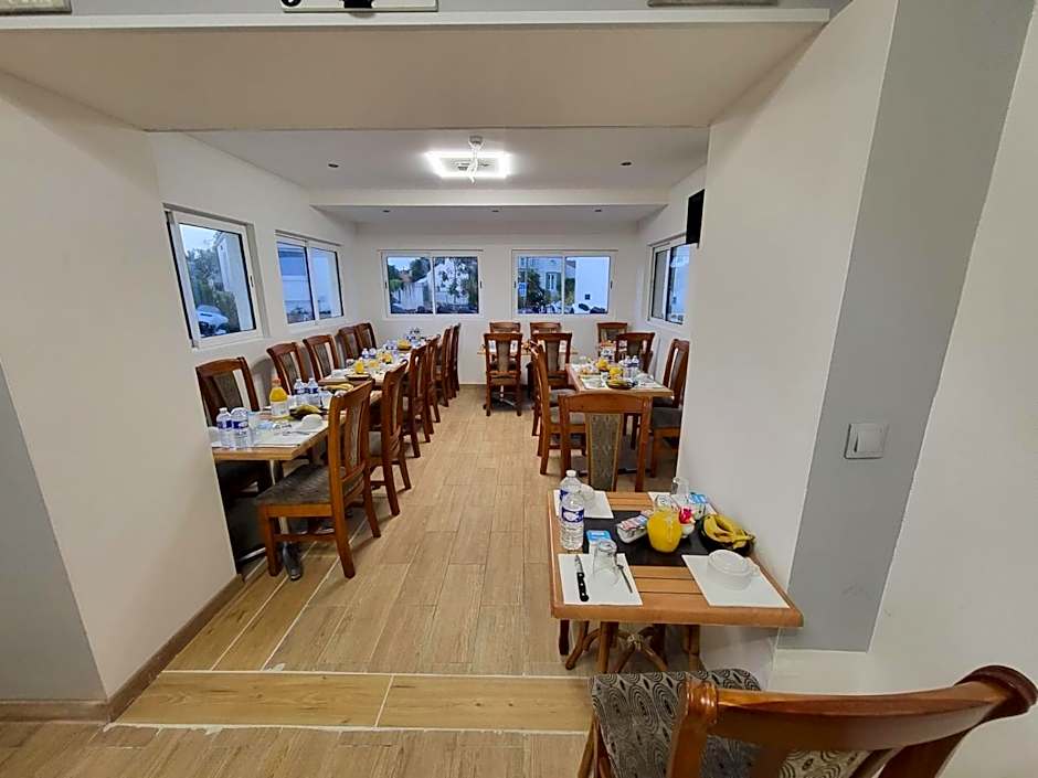 Hotel Les Rosiers