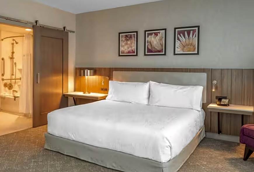 Photo 1 of 2 of 1 King Bed, Hearing/Mobility Accessible, Roll in Shower