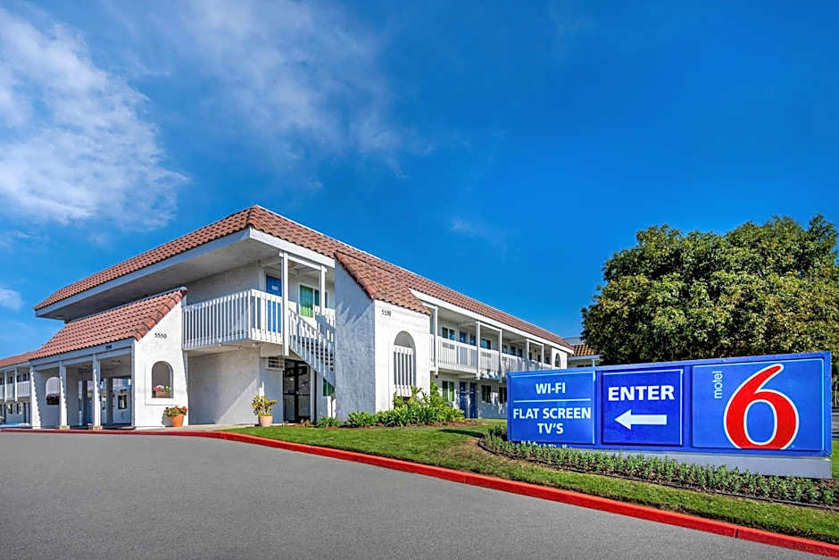 Motel 6 Santa Barbara - Carpinteria South