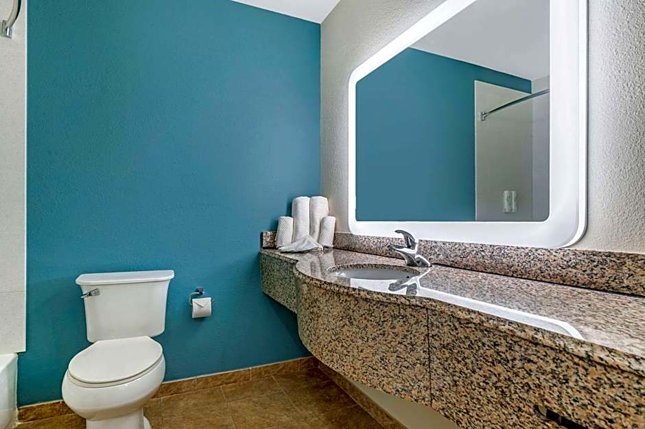 Sleep Inn & Suites Newport News City Center Area