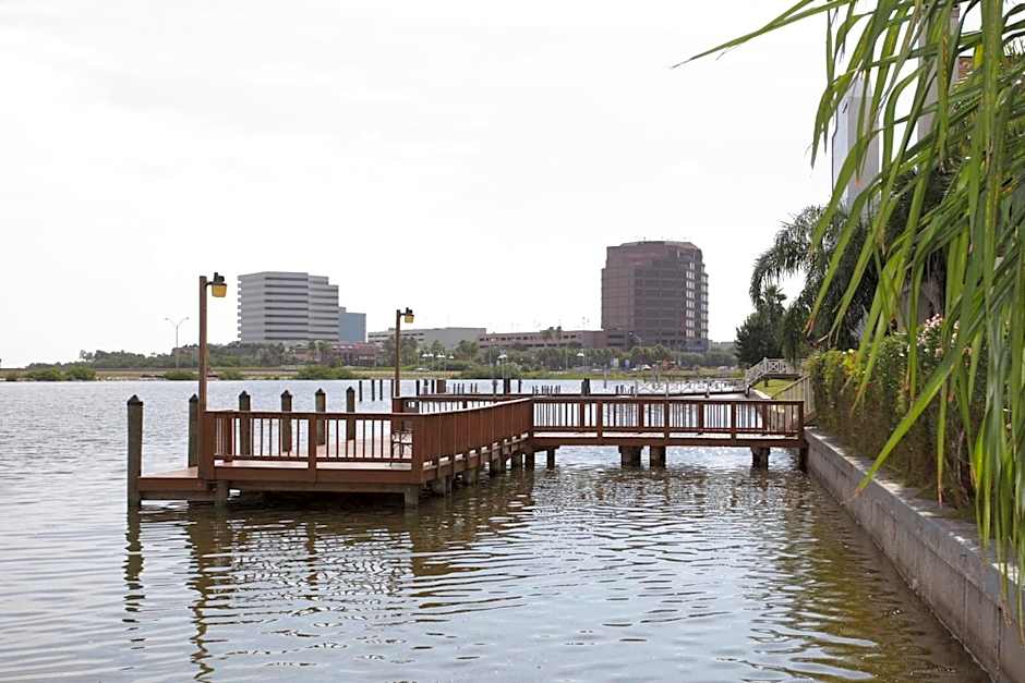 Chase Suites Hotel Tampa – Tampa, FL