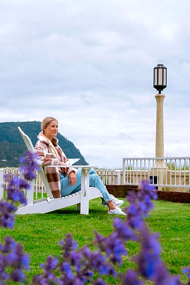 Inn at the Prom Oceanfront