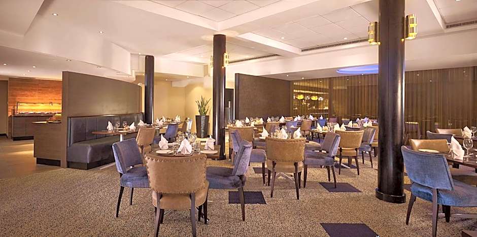 DoubleTree by Hilton Hotel Woking