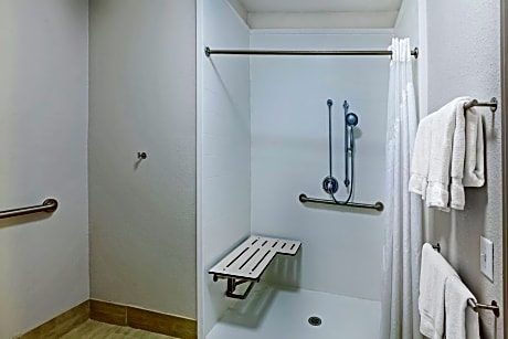 King Suite with Mobility Accessible Tub