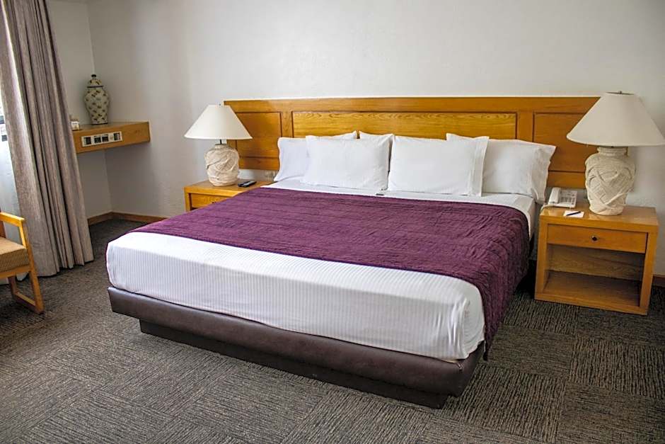 Cantalagua Inn