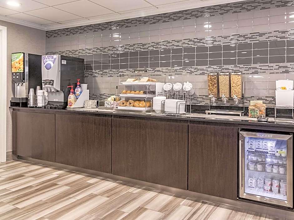 Wingate by Wyndham Brunswick GA / I-95