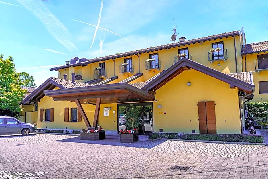 Hotel Ristorante Vecchia Riva
