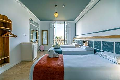 Triple Room with City View