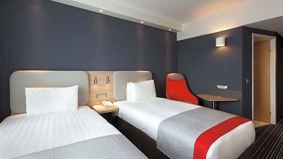 Holiday Inn Express Geneva Airport By IHG