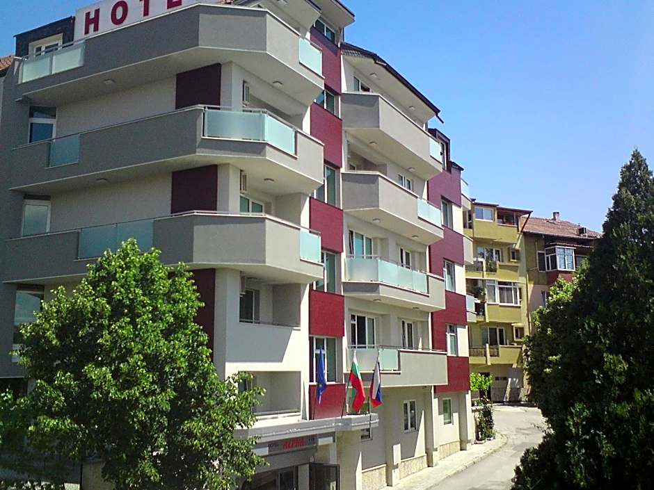 ALPHA family HOTEL