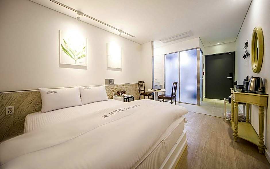 Hotel Insomnia