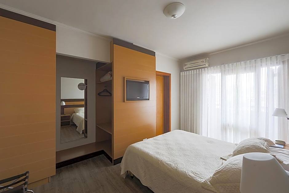 Flat Avenida Independência