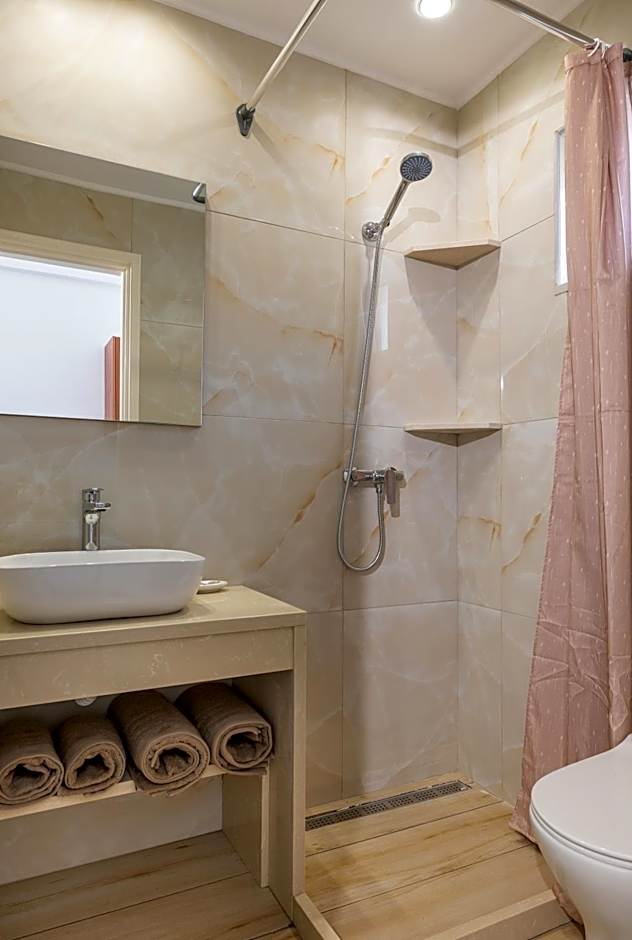 Valianos Studios - Apartments