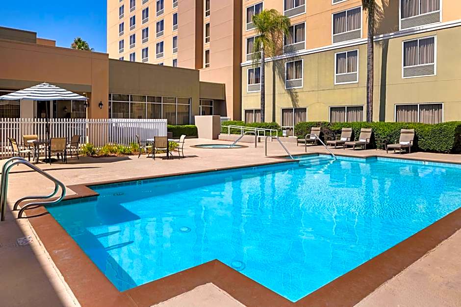 Courtyard by Marriott Los Angeles Baldwin Park
