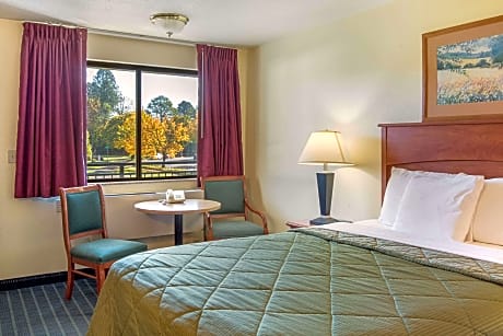 1 Queen Bed, Nonsmoking