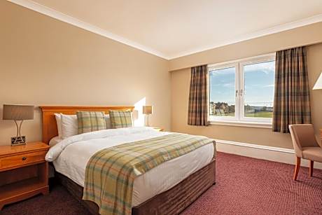 Superior Double or Twin Room with Sea View