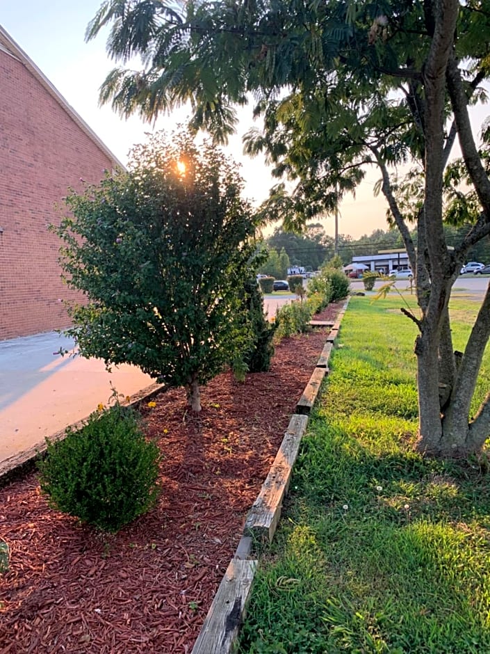 Americas Best Value Inn - Roxboro
