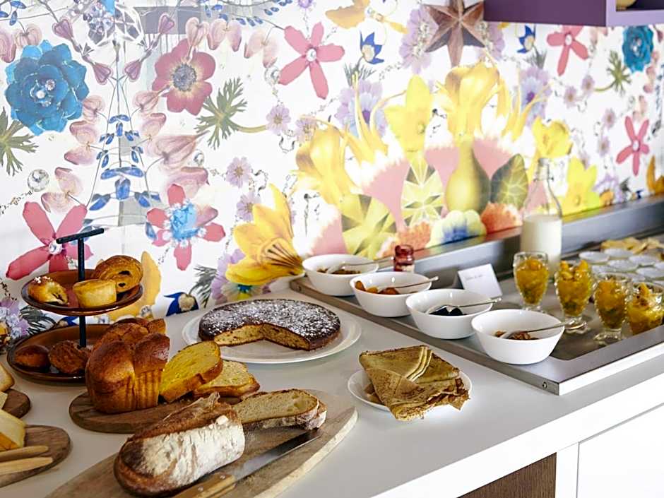 greet Hotel Rennes Pace