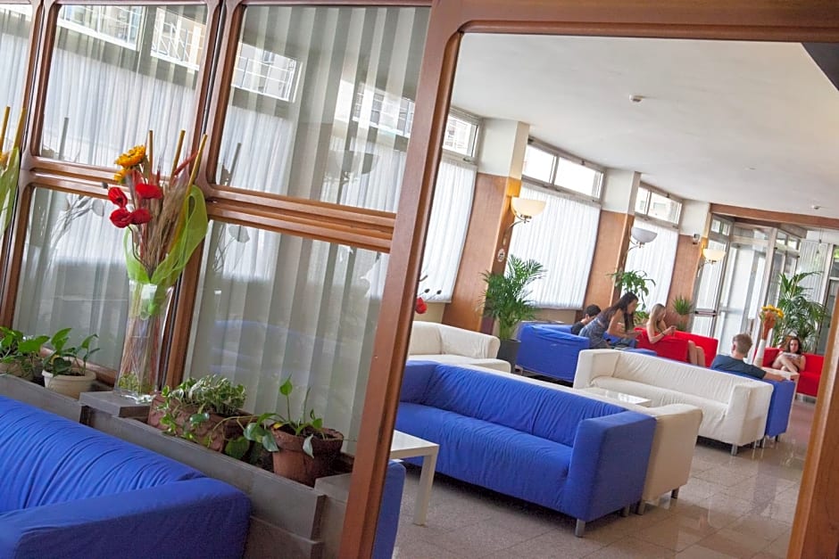 Auto Park Hotel