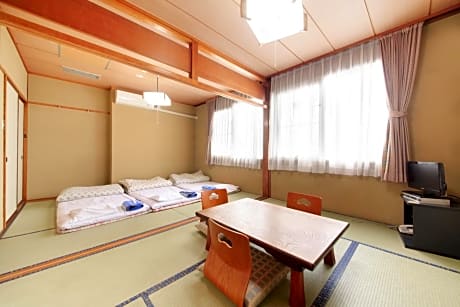 Japanese-Style Room