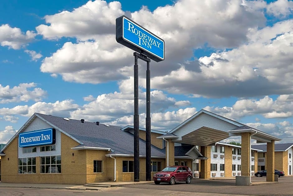 Rodeway Inn Fargo