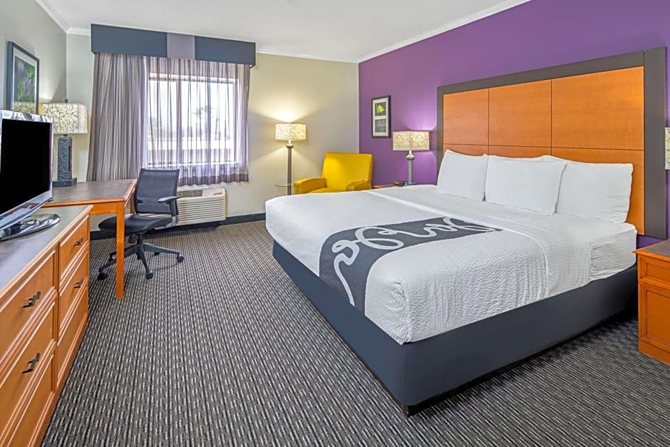 La Quinta Inn & Suites by Wyndham Baton Rouge Siegen Lane