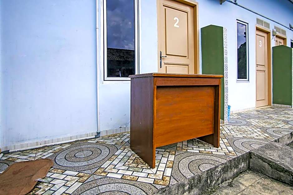 OYO Life 90433 Serasi Kost