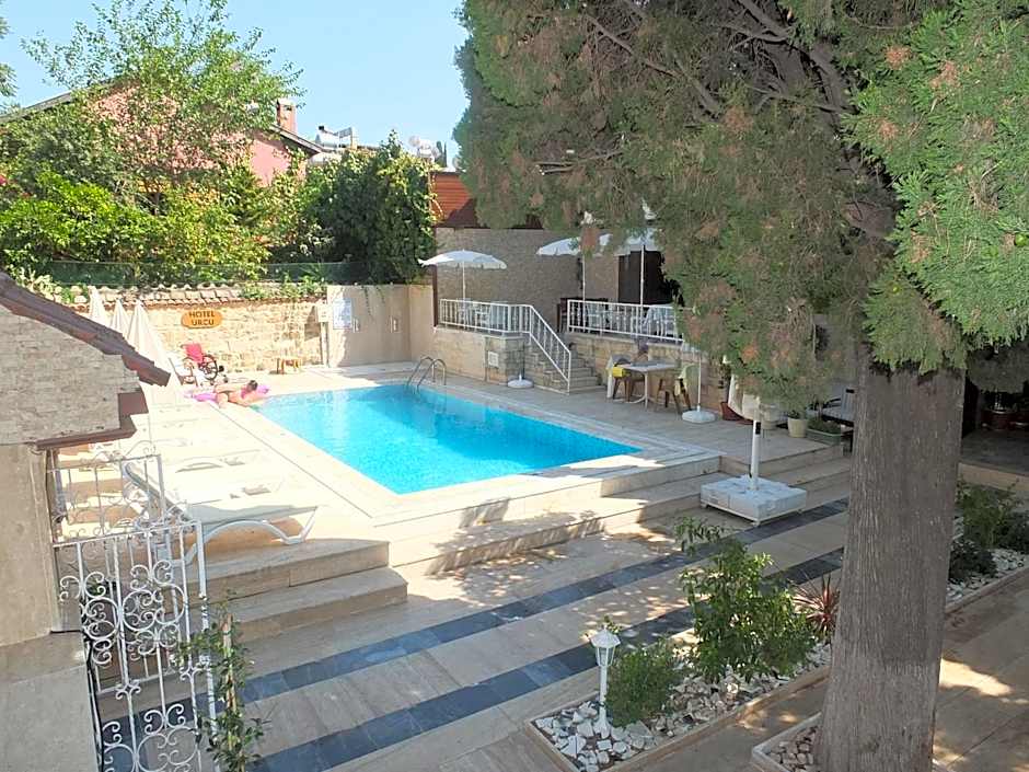 Urcu Hotel