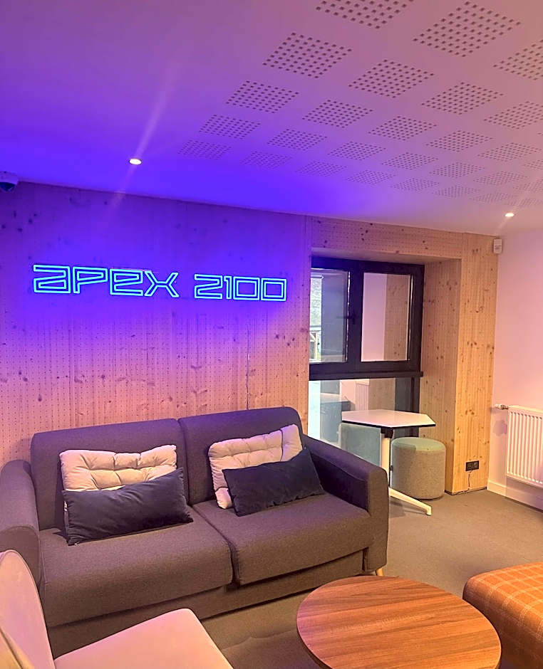 Apex2100 International Ski Academy Tignes