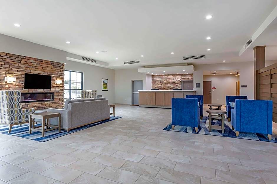 Comfort Suites Scottsdale Talking Stick Entertainment District