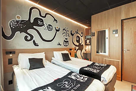 Time Hotel, Time To Stay art & boutique