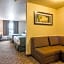 Cobblestone Hotel & Suites - Torrington