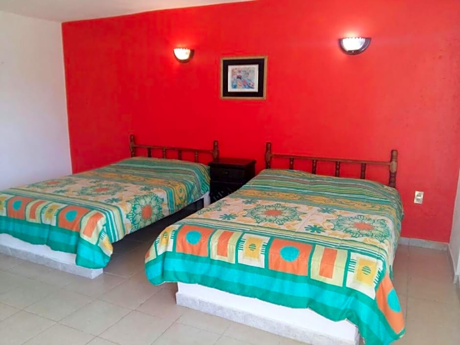 Hotel Playa Krystal