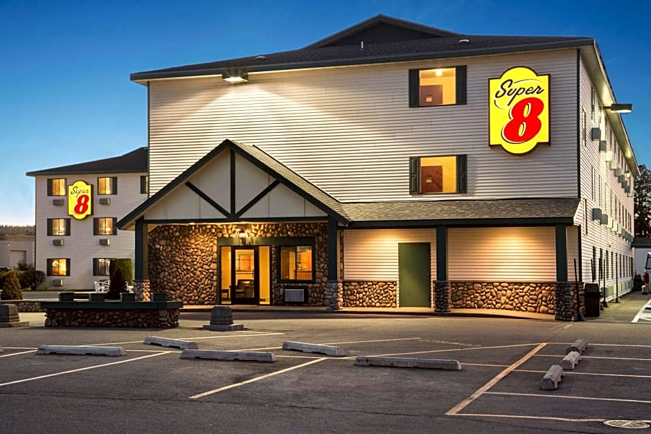 Super 8 by Wyndham Coeur d'Alene