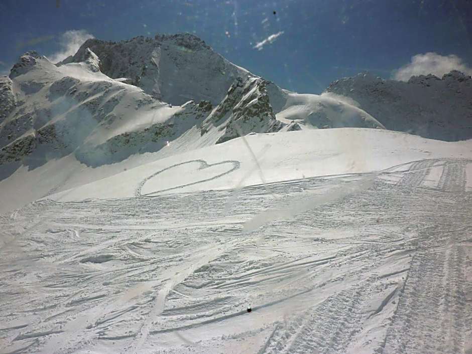 Hotel Auberge Edelweiss