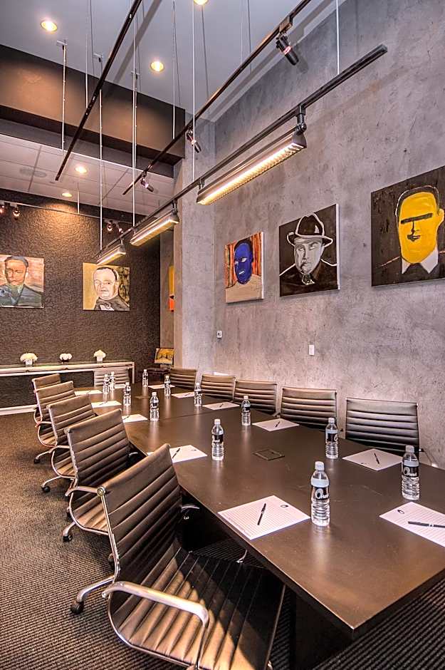 The O Hotel, Trademark Collection by Wyndham