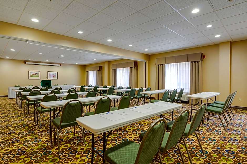 Holiday Inn Express Charles Town By IHG