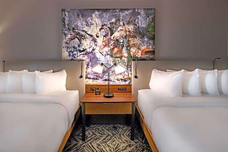 2 Double Beds-Nonsmoking