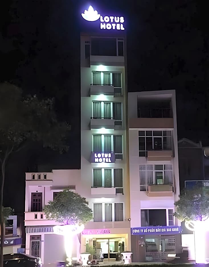 Purple Lotus Hotel