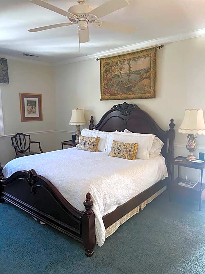 Springwood Inn